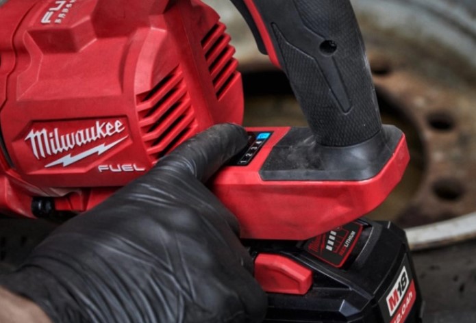   Milwaukee M18 ONEFHIWF1D-0C (4933471755)