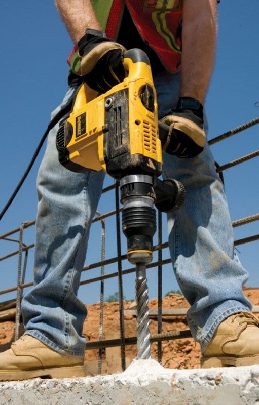 Перфоратор DeWalt D25501K