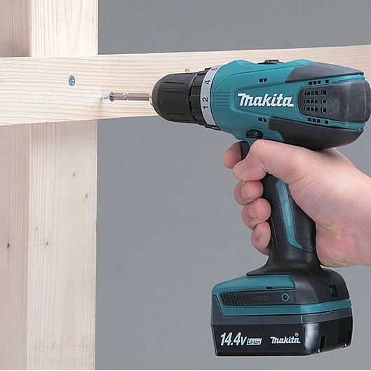 - . Makita DF347DWE