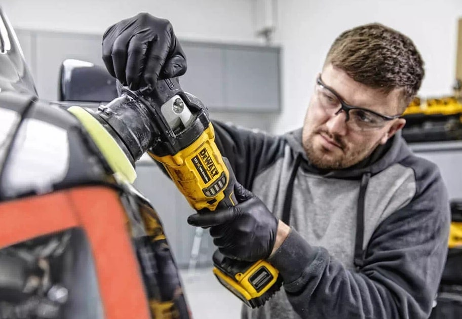 Полірувальна машина акумуляторна DeWALT DCM848N