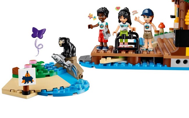 Конструктор Lego Friends Водні види спорту в таборі пригод 628 деталей (42626)