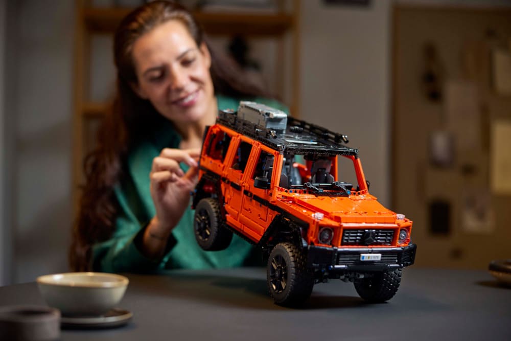 Конструктор Lego Technic Mercedes-Benz G 500 Professional Line 2891 деталь (42177)