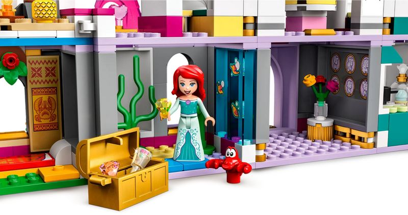  Lego Disney Princess    698  (43205)