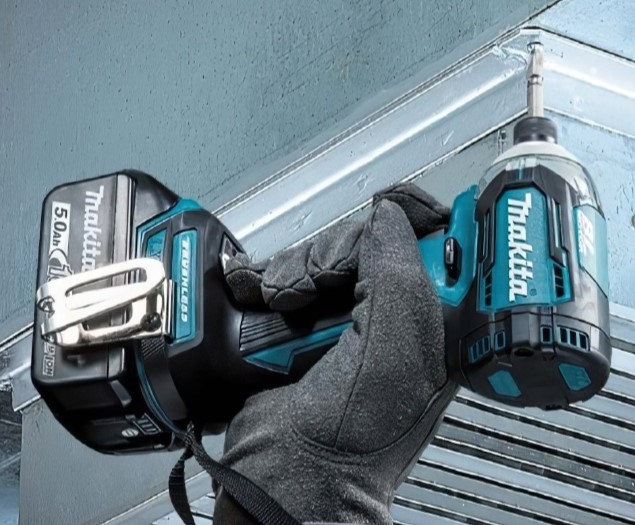   Makita DTD170RTJ