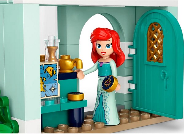  Lego Disney Princess      817  (43246)