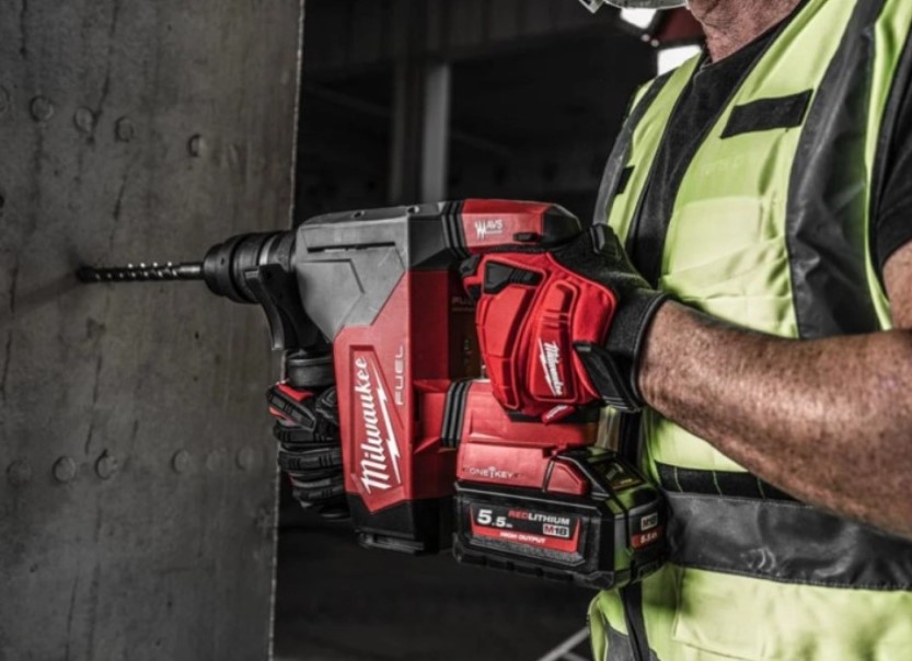   Milwaukee M18 ONE FHPX-0X FUEL (4933478495)