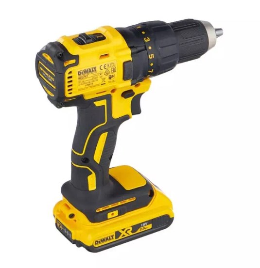 -  DeWALT DCD777D2T