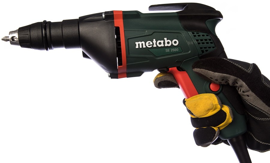 Шуруповерт з обмежув.глибини (гіспкартон) Metabo 600Вт SE 2500  (620044000)