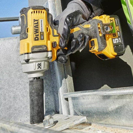 Гайковерт ударний акумуляторний DeWalt DCF894P2