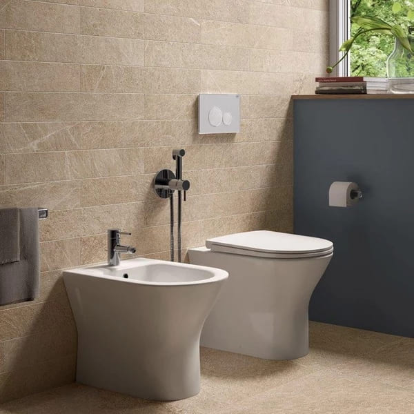   RAK Ceramics Sanitaryware Resort (RST17AWHA+RST10AWHA+RESC0004)