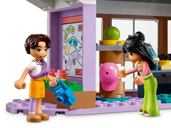  Lego Friends    - 1237  (42604)