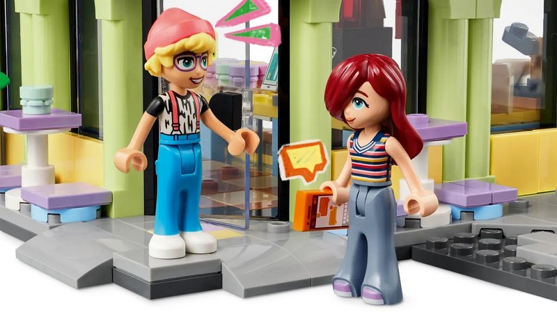 Конструктор Lego Friends Кофейня Хартлейк-Сити 426 деталей (42618)