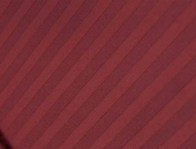 Фото комплект постельного белья lighthouse sateen stripe red wine 220x200см, 2x50x70см (603654_2,0)
