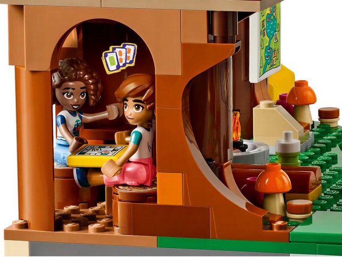 Конструктор Lego Friends Будиночок на дереві у пригодницькому таборі 1128 деталей (42631)