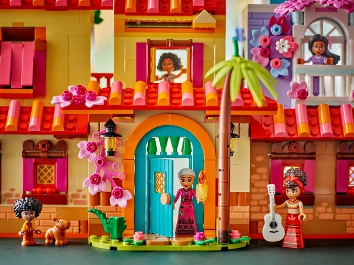  Lego Disney    1560  (43245-)