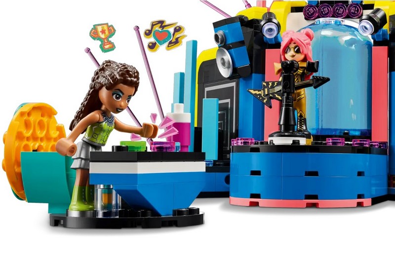  Lego Friends    - 669  (42616)