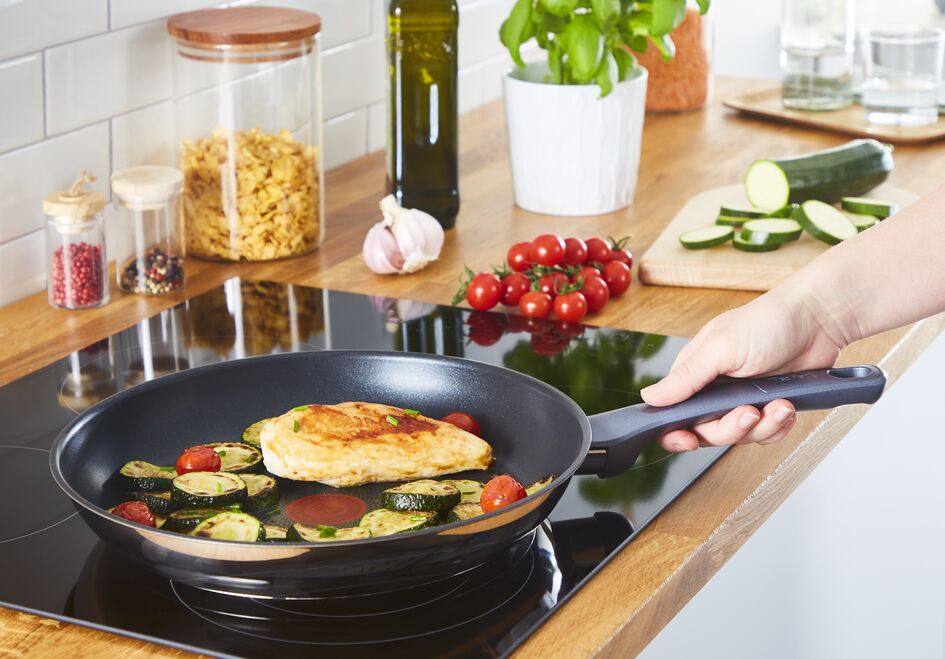 Набір посуду Tefal Daily Cook 11 предметів (G713SB45)