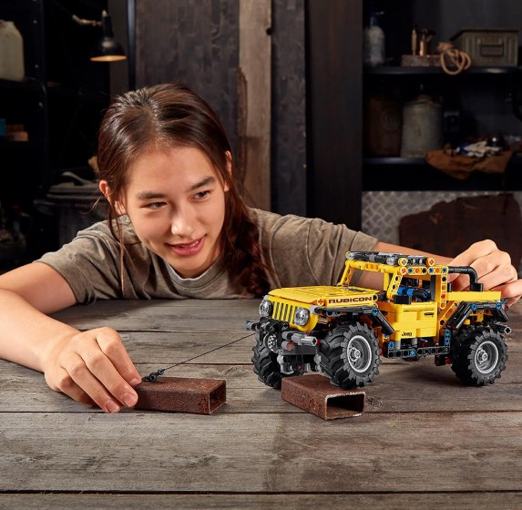  Lego Technic Jeep Wrangler 665  (42122)