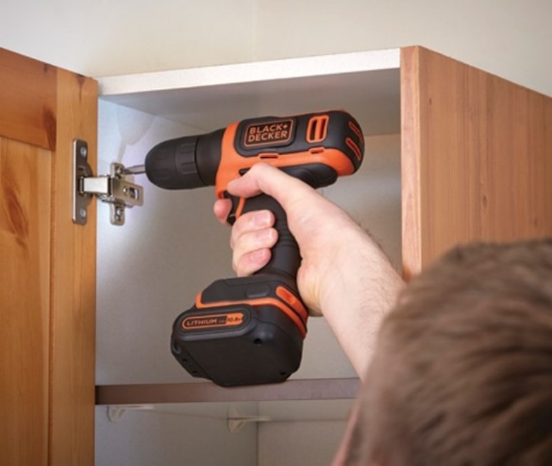 Дриль-шуруповерт акумуляторний BLACK+DECKER BDCD12