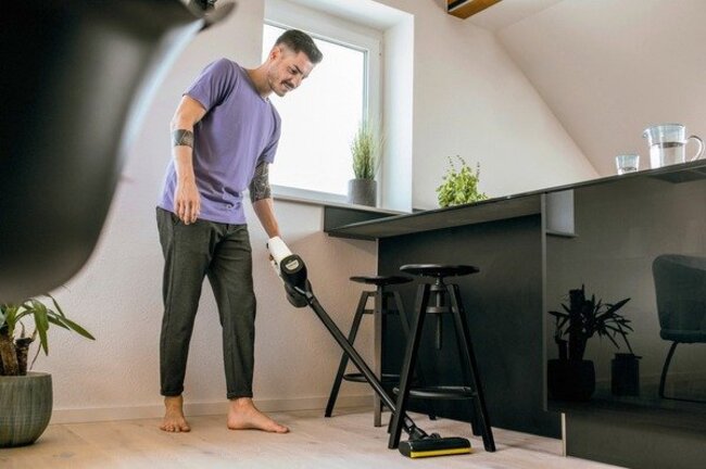   Karcher VC 4 CORDLESS PREMIUM MYHOME