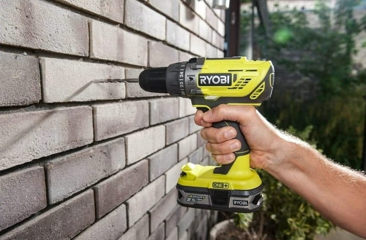 Шуруповерт-дриль Ryobi One+ R18PD3-220S (5133003342)