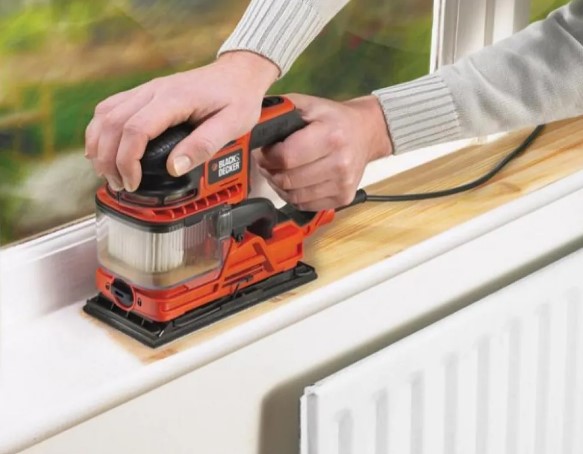 Шліфмашина вібраційна мережева Black+Decker KA330EKA-QS