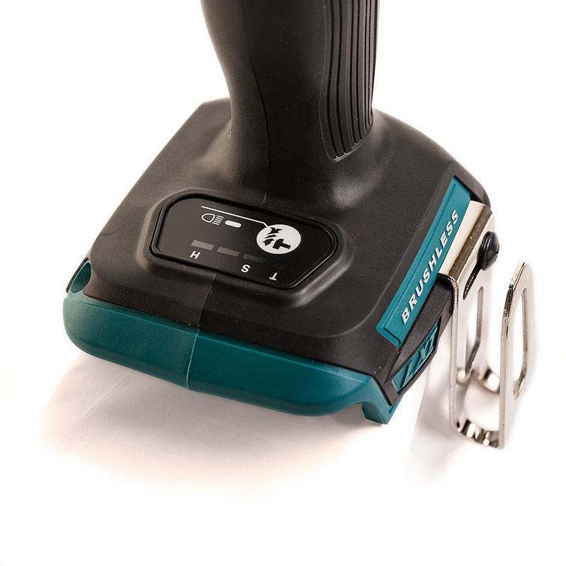   MAKITA LXT (DTD154Z)