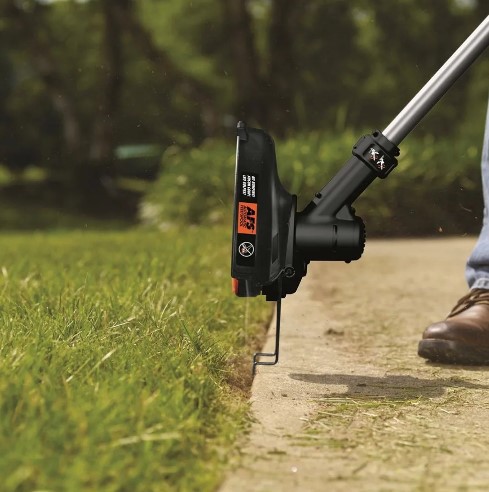   BLACK+DECKER GLC3630L20-QW