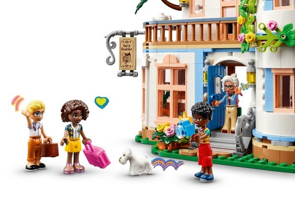 Конструктор Lego Friends Замковая гостиница Ночлег и завтрак 1311 деталей (42638)