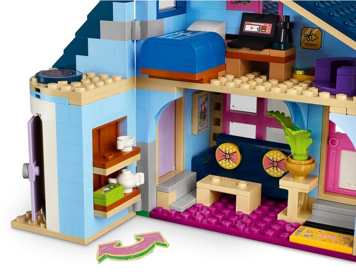  Lego Friends      1126  (42620)