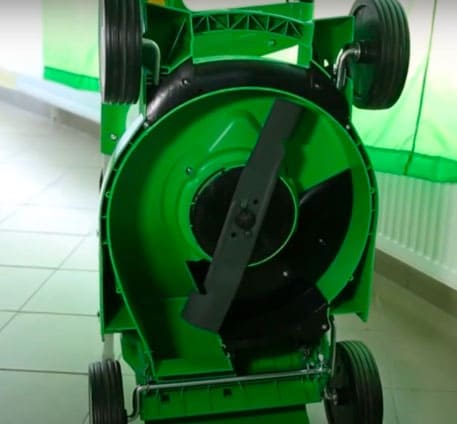 Роторні газонокосарки Gardena.jpg