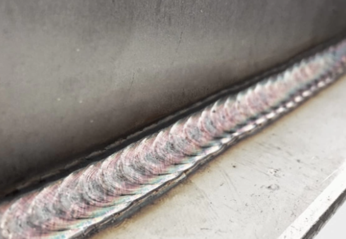 Сварной шов проволокой