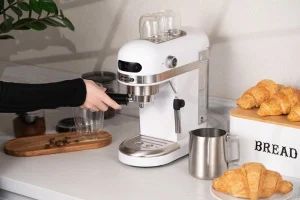 Кавоварка-еспресо Ardesto YCM-E1500