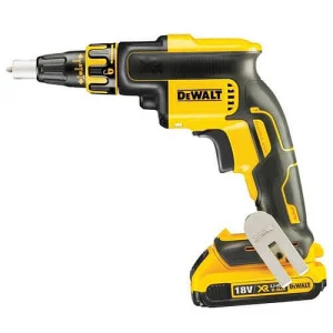 Шуруповерт акумуляторний DeWALT DCF620D2K