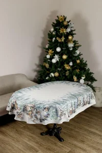 Скатертина гобеленова Прованс Казкові гноми овал 135х240см (038463)