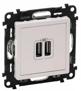Розетка подвійна USB Legrand Valena LIFE білий (753412)