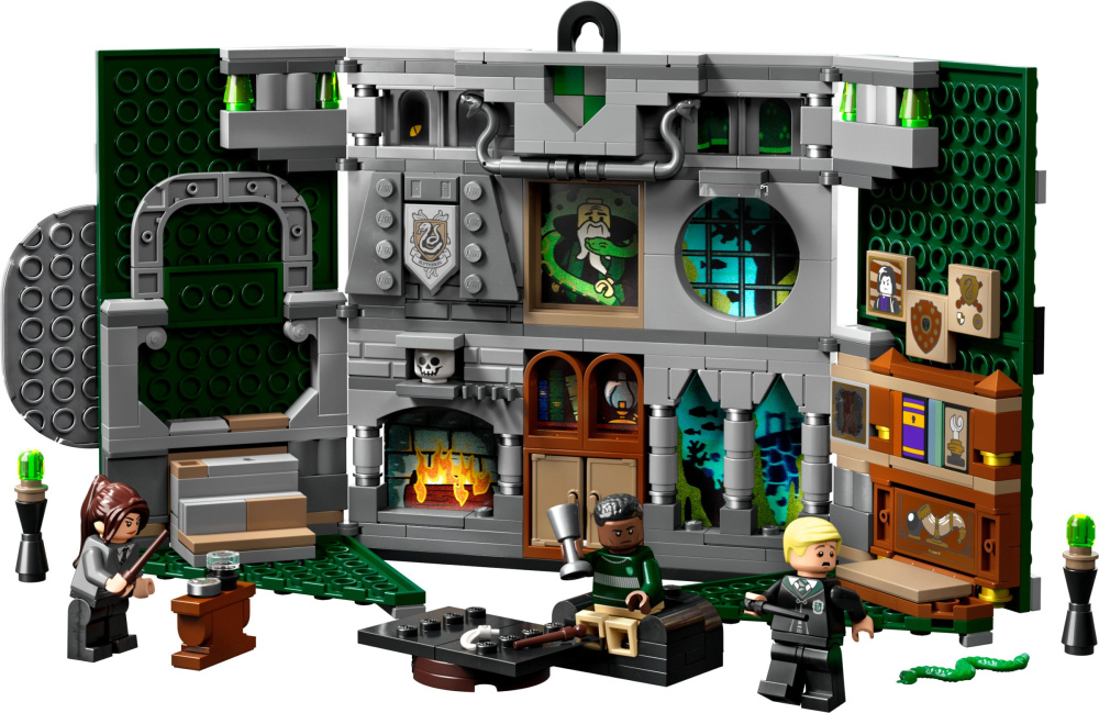 Конструктор Lego Harry Potter Флаг общежития Слизерин 349 деталей (76410)