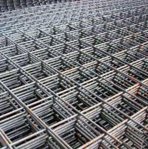 Сітка зварна кладочна 70x70x2,4мм 0,5x2м