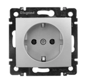 Розетка силова Legrand Valena Classic (770120)