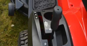 Трактор садовый бензиновый HECHT 5114