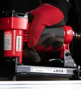 Степлер пневматичний Intertool PT-1610 для скоби 12,8x16мм