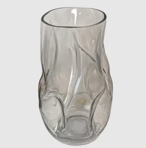Фото ваза стеклянная vittora vt-v-0006 магический агат дымчатый 27,5см (148156)