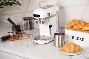 Кавоварка-еспресо Ardesto YCM-E1500