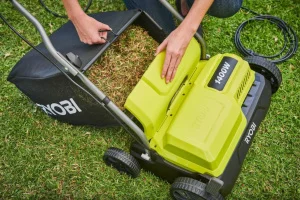 Аэратор-скарификатор Ryobi RY1400SF35B (5133004656)