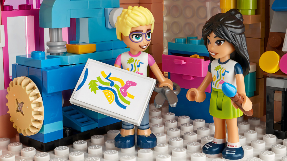  Lego Friends -ѳ.   1513  (41748)