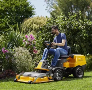 Райдер акумуляторний Stiga e-Park220