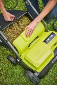 Аэратор-скарификатор Ryobi RY1400SF35B (5133004656)