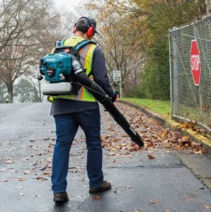 Воздуходувка бензиновая MAKITA (EB5300TH)