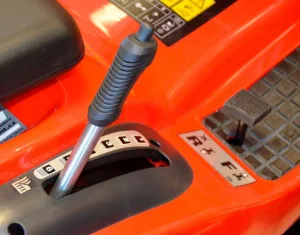 Трактор садовый бензиновый HECHT 5176