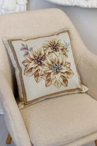 Фото наволочка прованс золотой праздник три цветка 45х45см (036960)